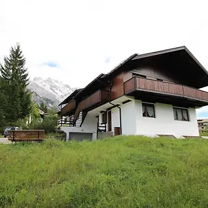 Overlooking The Dolomites Apartment Cortina d'Ampezzo